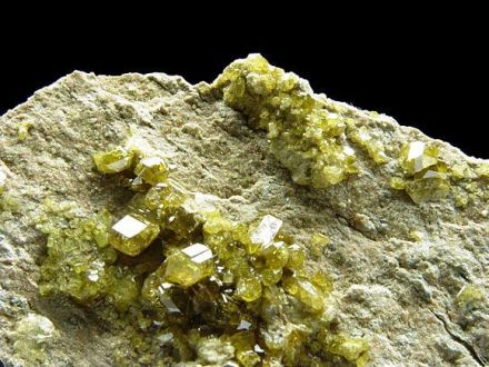 Tanos - Epidote - эпидот